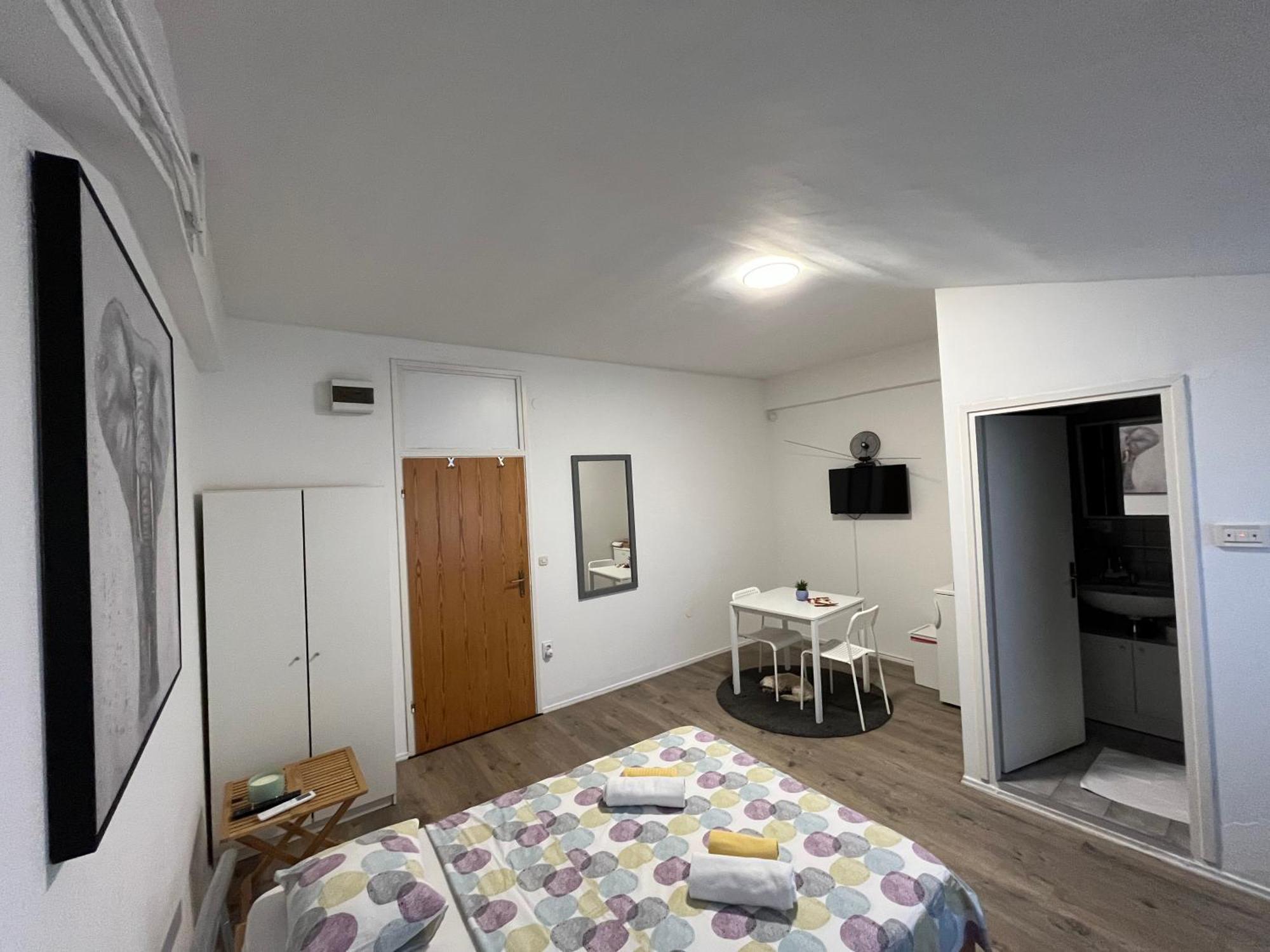 Apartmani Vacanza Загреб Екстериор снимка