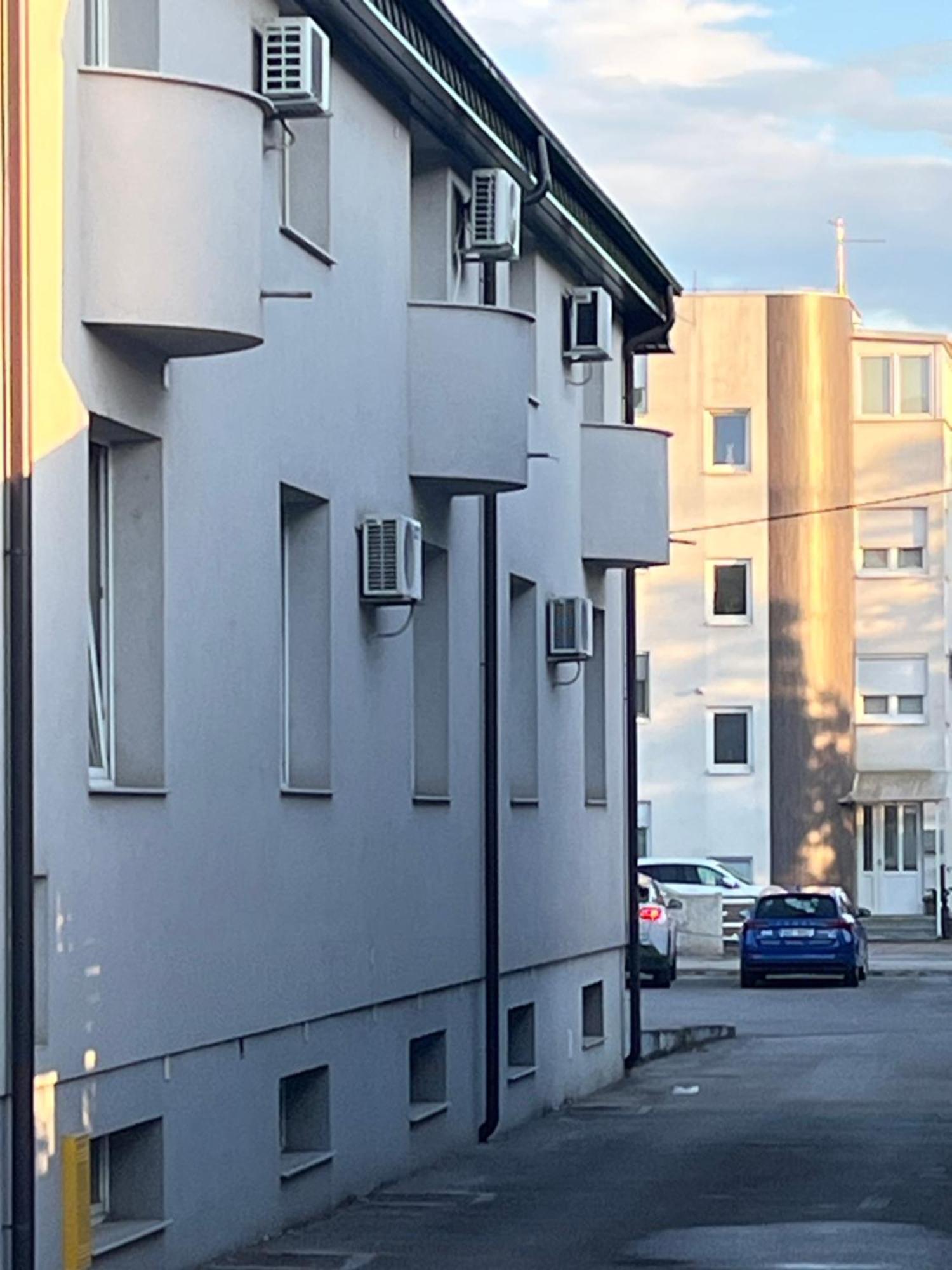Apartmani Vacanza Загреб Екстериор снимка