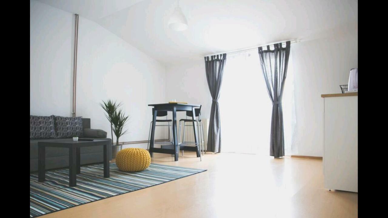 Apartmani Vacanza Загреб Екстериор снимка